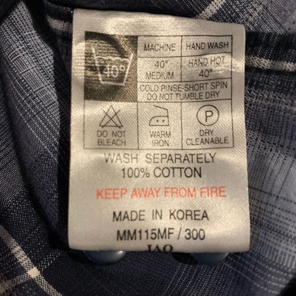 Ben Sherman Large Mens Button Down shirt with multicolored buttons - Picture 5 of 10